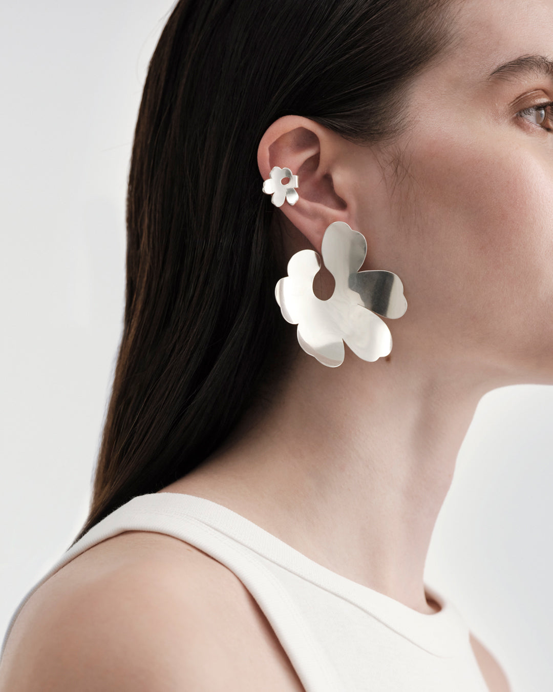 Unikko-ear cuff hopea